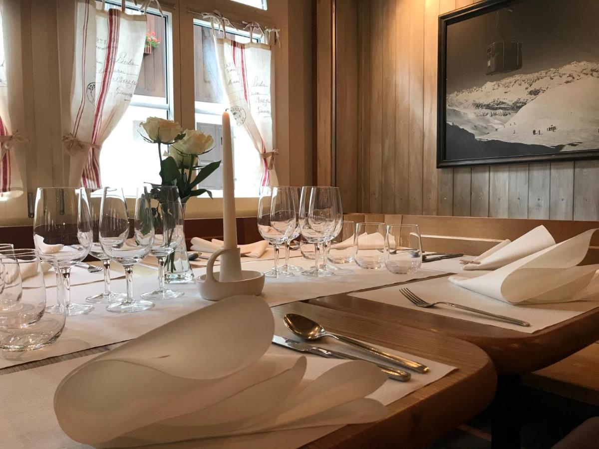 Gasthaus Tell Andermatt Esterno foto